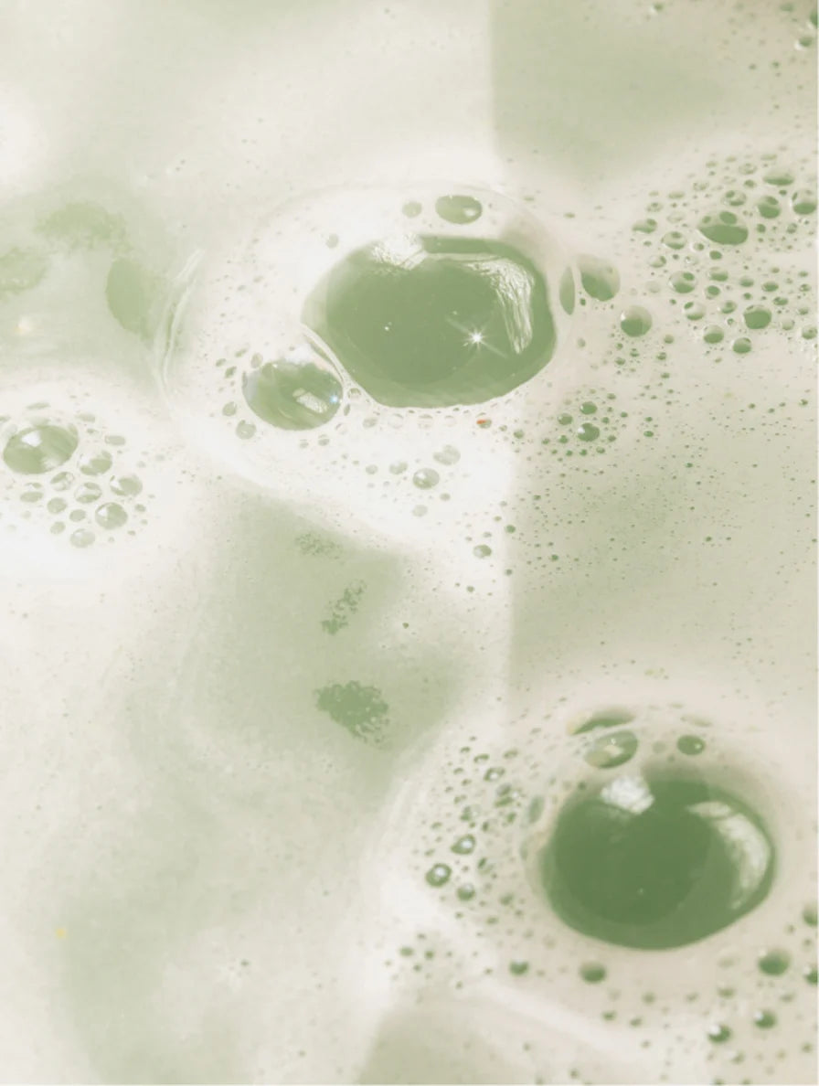 Silk Skin Body Wash - Peppermint & Dark Cedar
